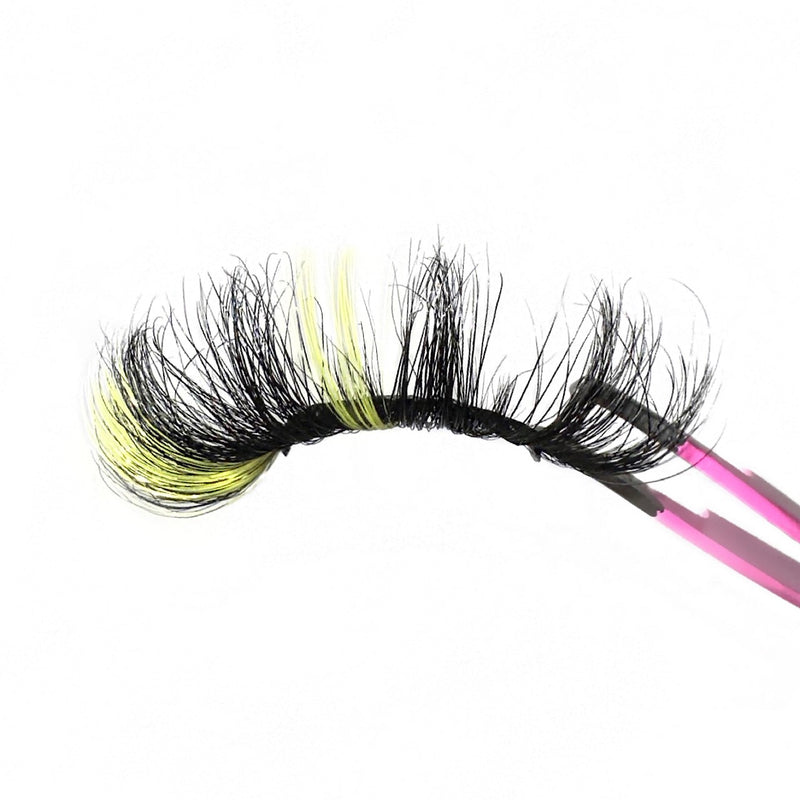 3D Luxury Mink Yellow Eyelashes. DIY Colored Lashes For Lash Lovers. 2 Tone Yellow Color Strip Eyelashes. Black Eyelashes With Yellow Lashes On The Outer Corners And Middle Of The Lashes. Full Fluffy Wispy Volume 25mm.